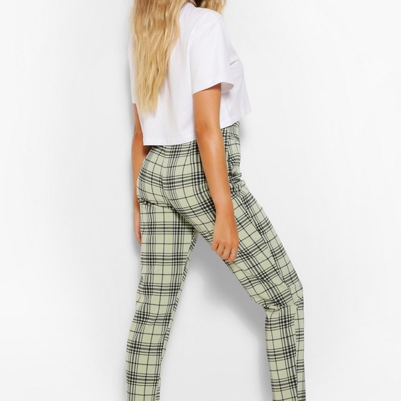 Boohoo Green Checked Belted Pants - Picture 4 of 4